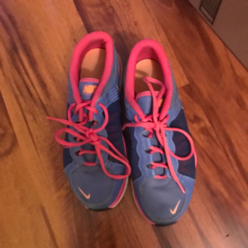 Nike flex trainers